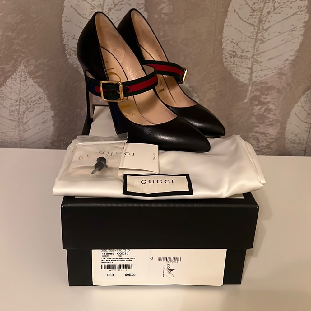 GUCCI Black leather Malaga Kid Size 6(36)  Great condition
